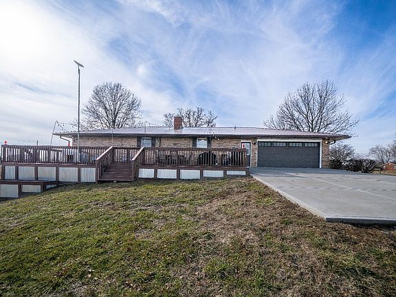 3rd image of 17404 Church Rd