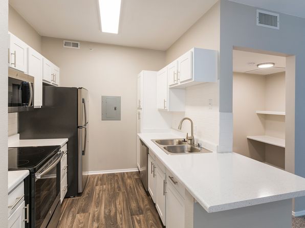 13631 Shepard Hts #2-103