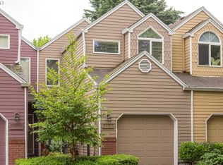 2442 NW Thurman St, Portland, OR 97210