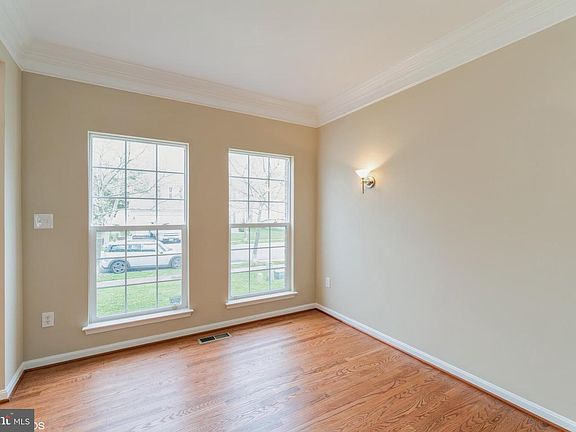 4th image of 408 Caribbean Ave