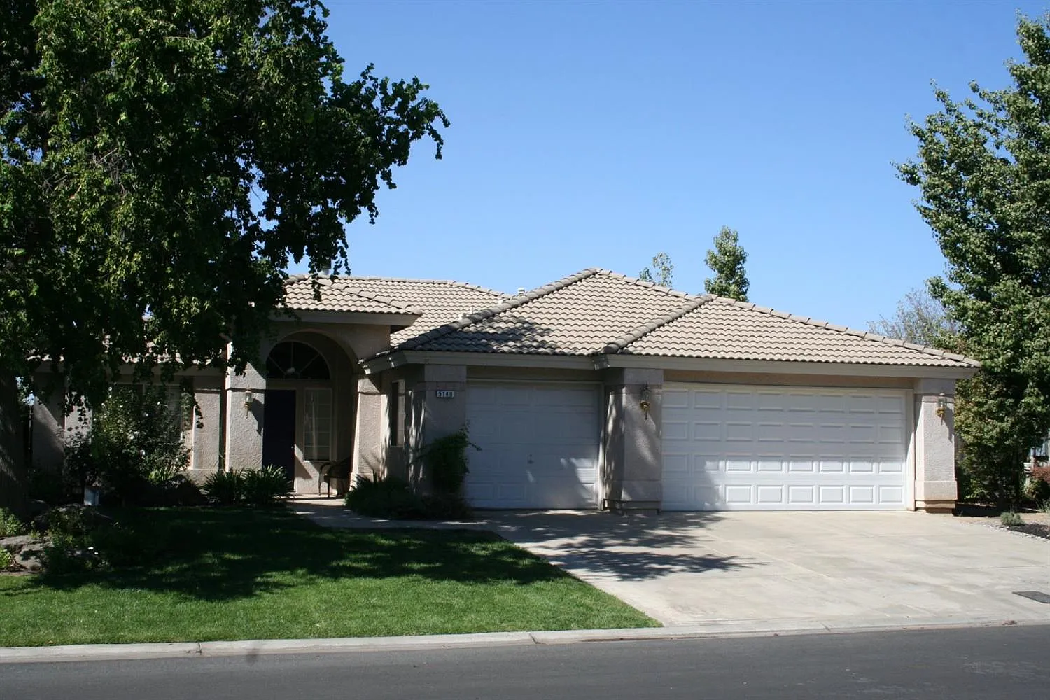 5140 Coronado St photo 1