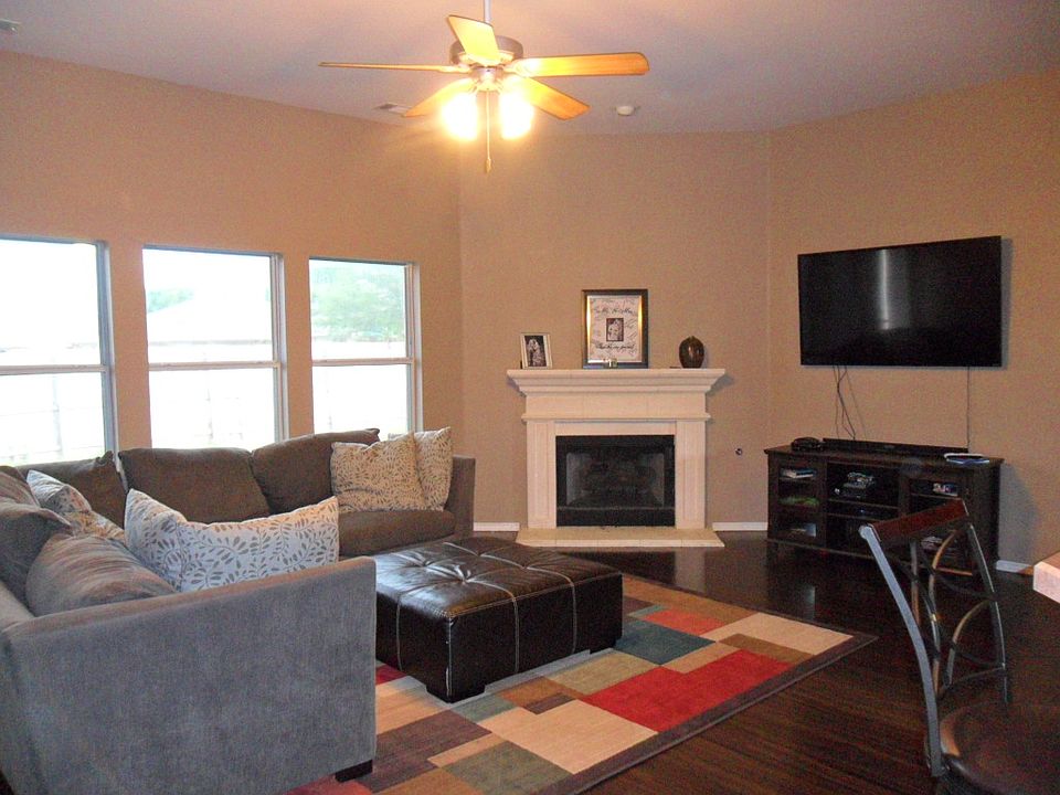 1st image of 9805 Havenway Dr