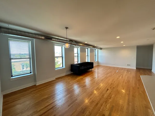 1801 S Throop St, Chicago, IL