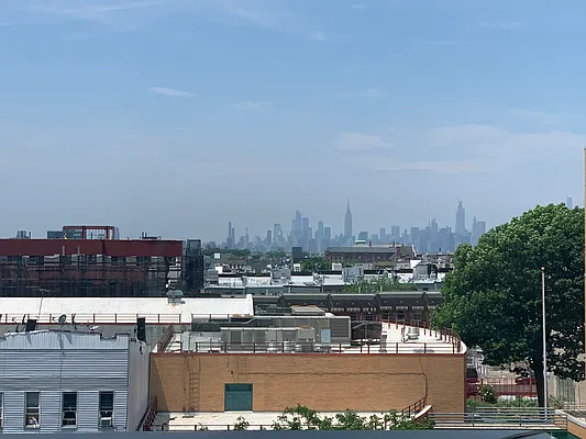 Rented by Lofts and Flats LLC | media 32