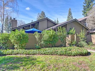 208 E Ranch Rd, Sacramento, CA, 95825
