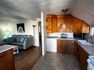 565 565/567 N 2nd St #A, Coos Bay, OR 97420