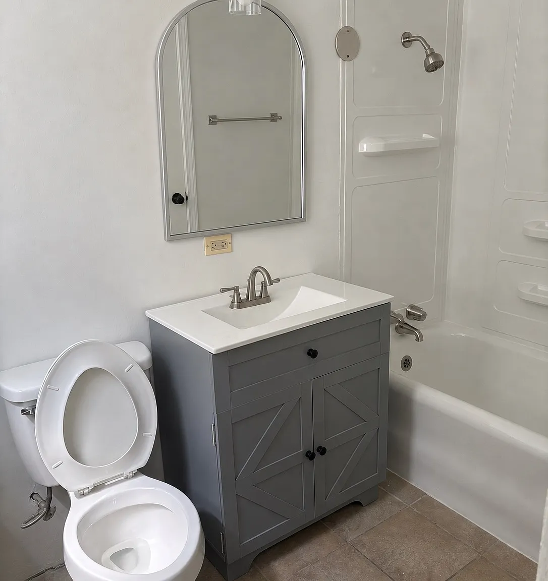 2 bed, $1,350 — Photo 4
