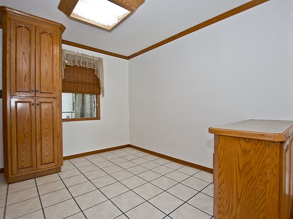 5th image of 408 Dauphine Ave
