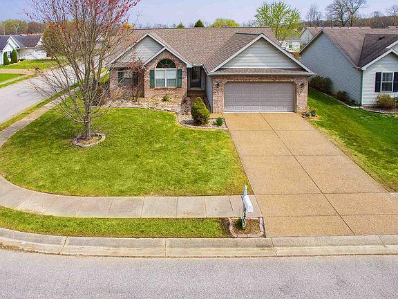 3rd image of 7403 Baltic Dr