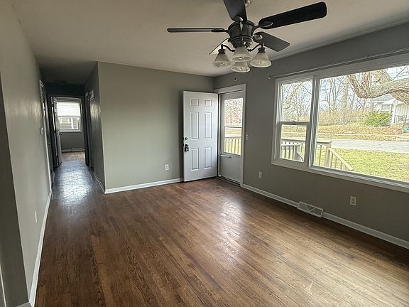 2nd image of 732 E Culton St