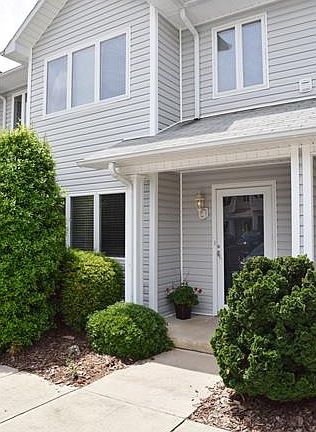2nd image of 3373 White Oak Ct #F4