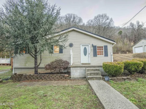 620 E Spring St, Oliver Springs, TN 37840