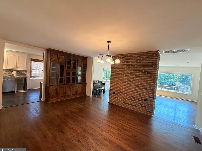 1214 Eastover Pkwy — Photo 10