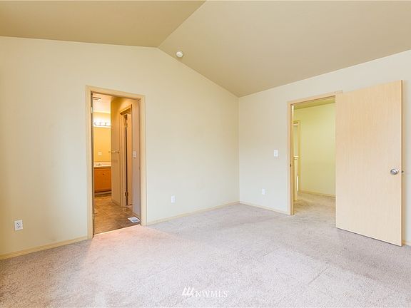 3rd image of 3905 165th StCt E