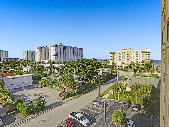 4th image of 1200 Hibiscus Avenue #602