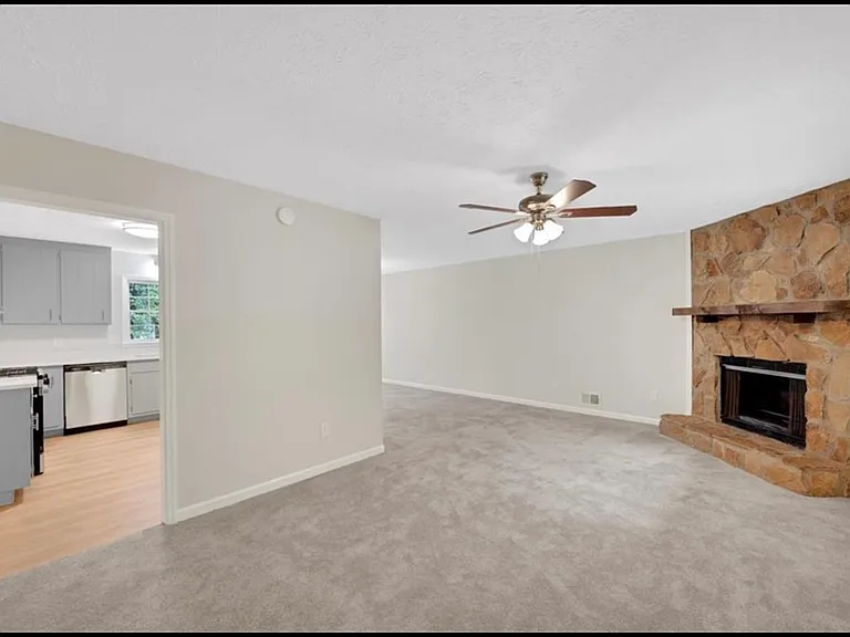 3049 Black Gum Dr NW — Photo 4