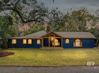 257 Morphy Ave, Fairhope, AL 36532