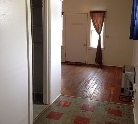 3rd image of 1010 Ronald Ave