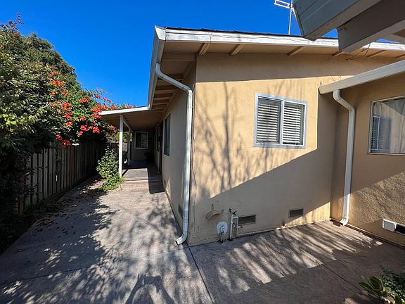 2nd image of 927 Rose Ave