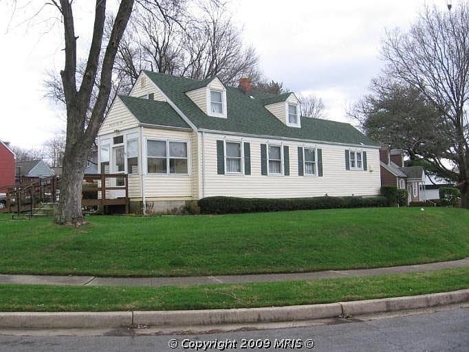 2nd image of 8743 Lackawanna Ave