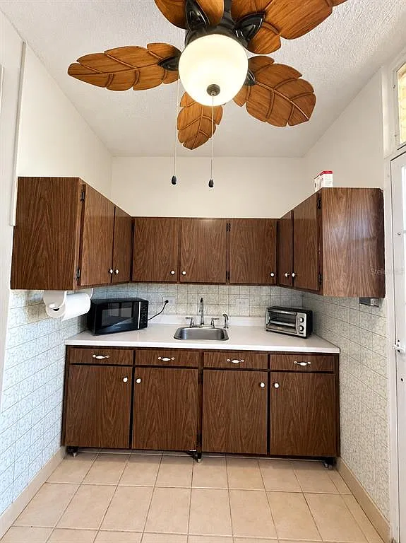 2 bed, 1.0 bath, 1460 sqft, $1,000 — Photo 4