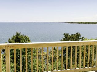 38 Hawthorne Rd, Southampton, NY 11968