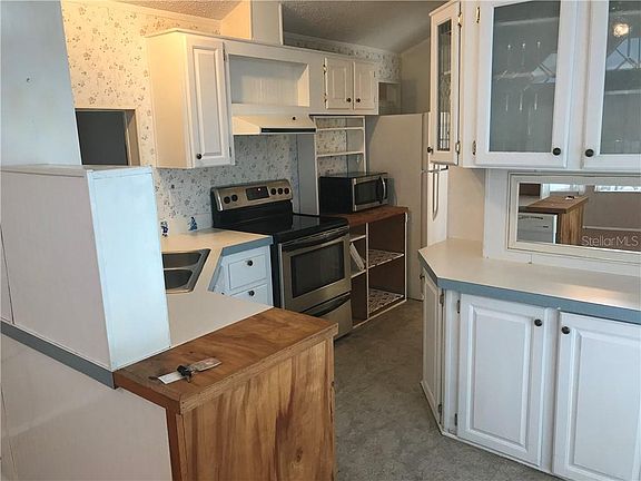 5th image of 763 Center Crest Blvd