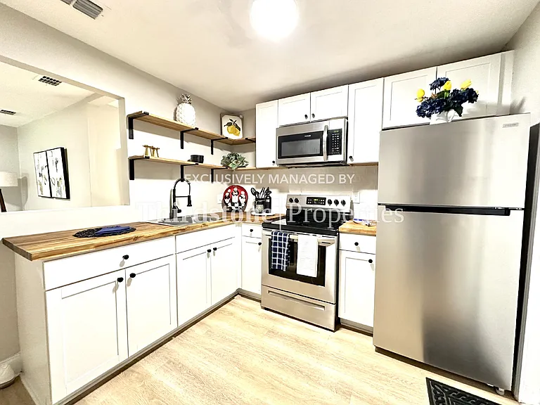 1165 Orton St — Photo 16