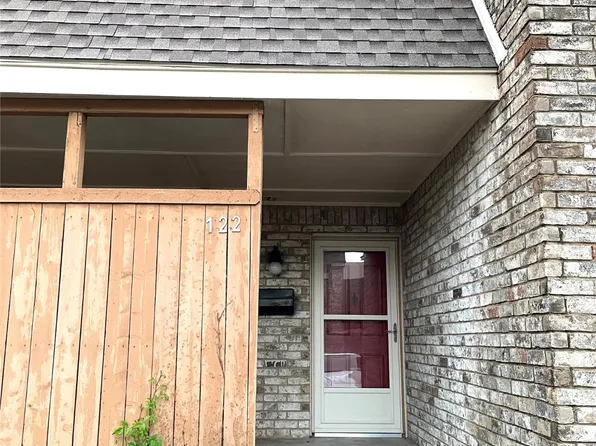 122 Village North Dr, Richardson, TX 75081