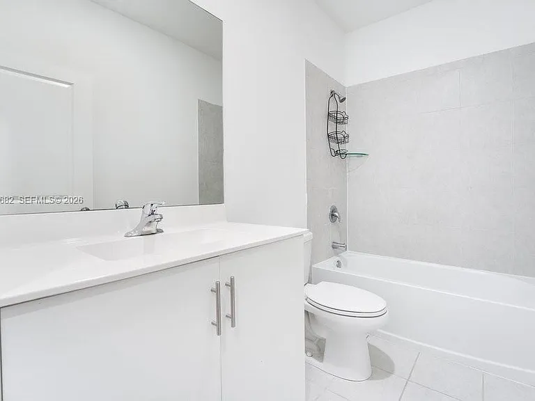 2615 SE 11th St #2615 — Photo 11