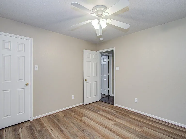 24203 Emory Green St — Photo 10