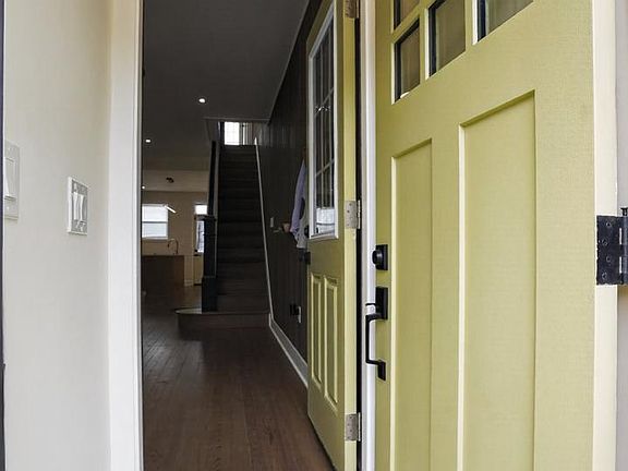 4th image of 3815 Foster Ave