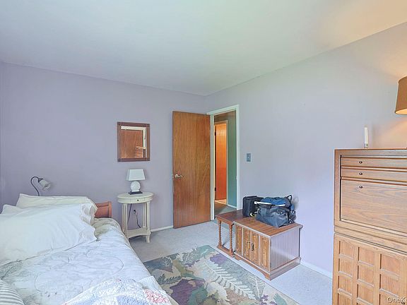 5th image of 2 Mohican Road