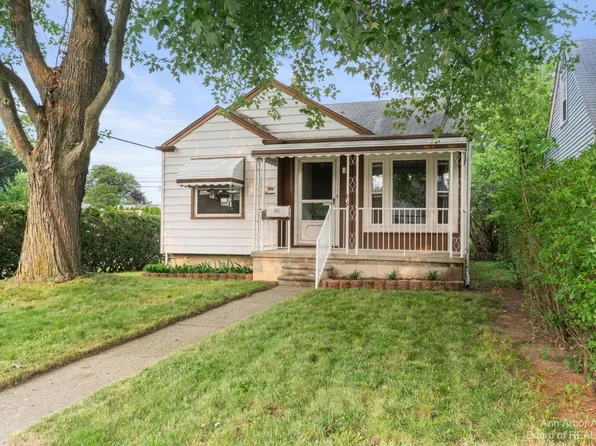 5013 Niagara St, Wayne, MI 48184