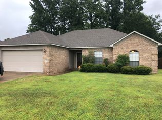 2418 Versailles Dr, Cabot, AR 72023