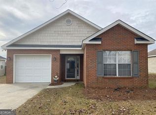 230 Stirling Bridge Dr, Warner Robins, GA 31088