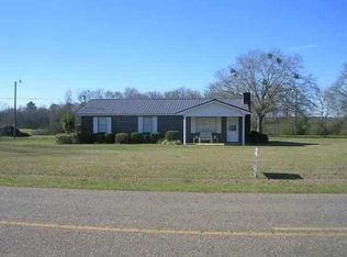 8135 N County Road 65, Coffee Springs, AL 36318