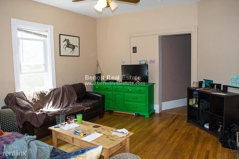 12 moreland 5
