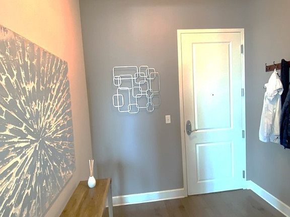 3rd image of 301 Virginia St Unit 913