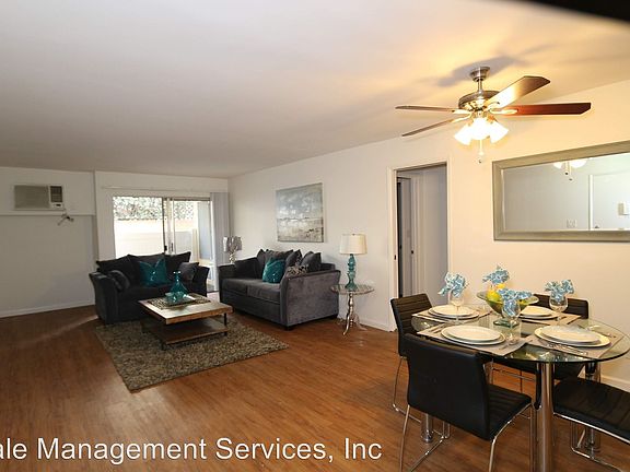 5th image of 18347 Collins St APT 10