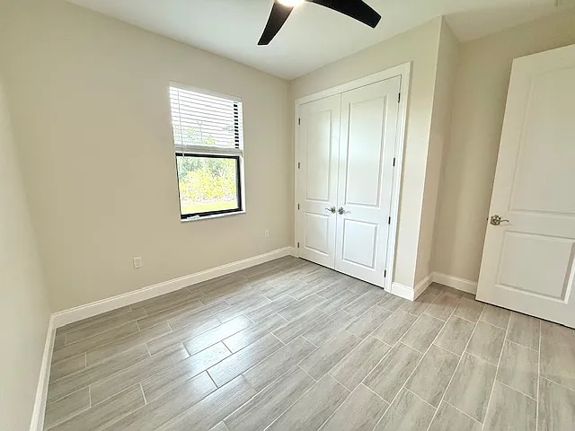 37 Gimli St — Photo 15
