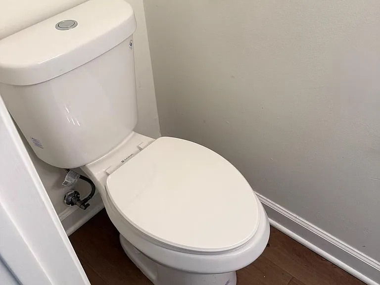 1704 Lake Shore Crest Dr #32 — Photo 6