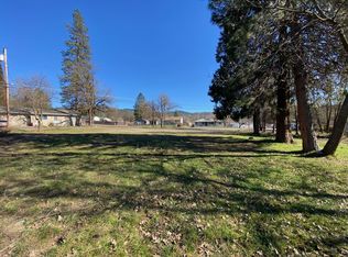 21 Short St, Weaverville, CA