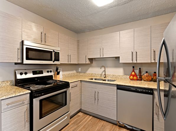 Heritage Hill Estates Apartments | 8288 Wooster Pike, Cincinnati, OH