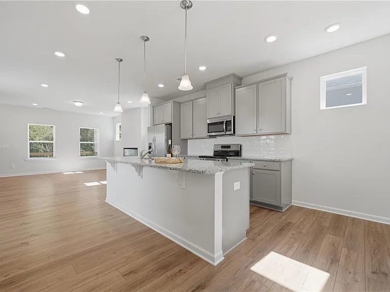 1670 Eagle Dr — Photo 13