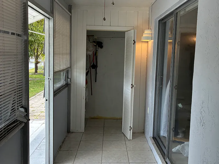 100 NE 203rd Ter #9 — Photo 11