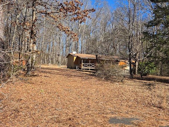 5th image of 1555 Moss Creek Rd