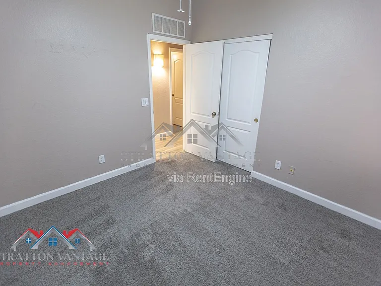 9825 W Runion Dr — Photo 27