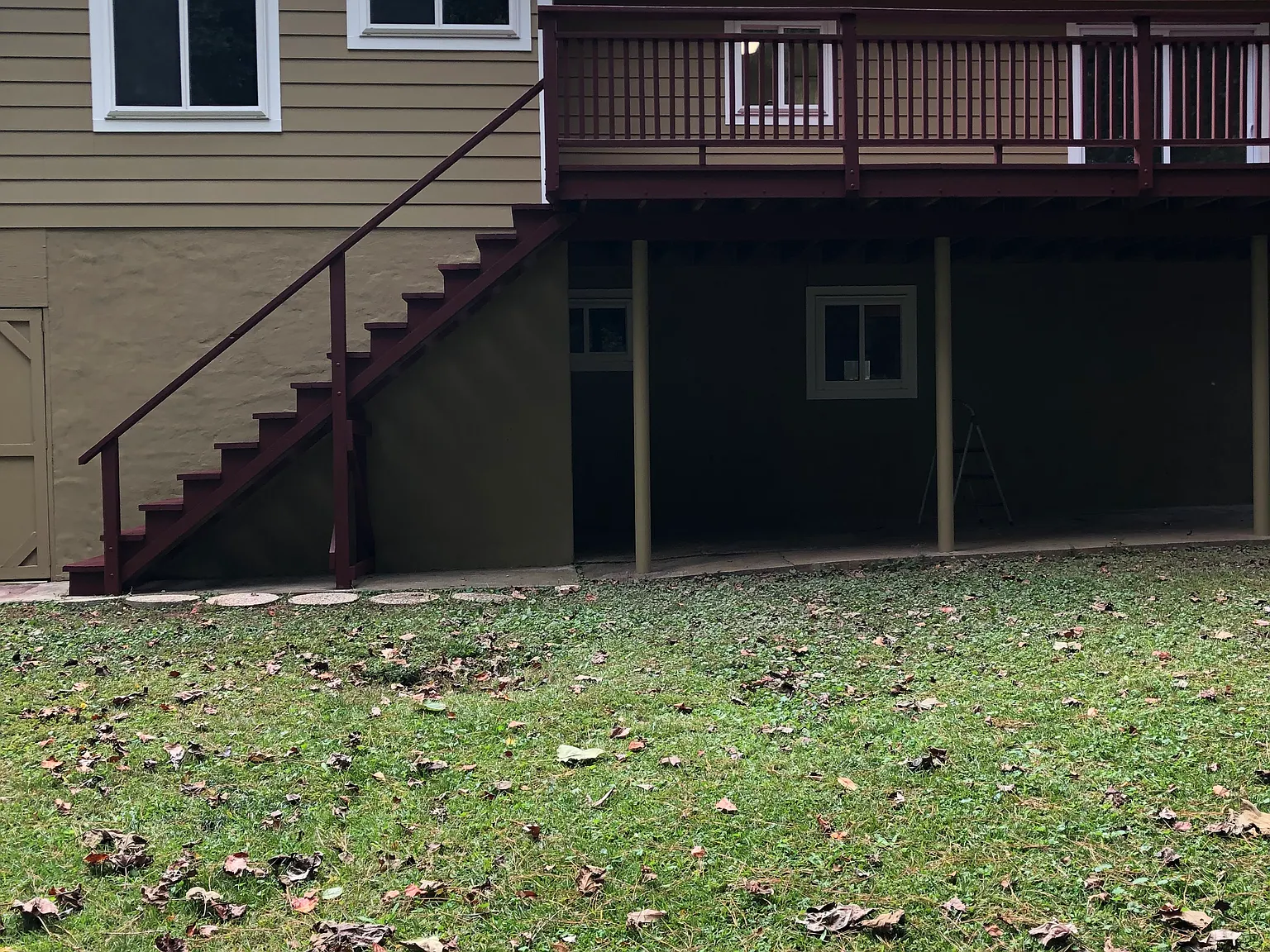 564 Field Cliff Dr — Photo 2