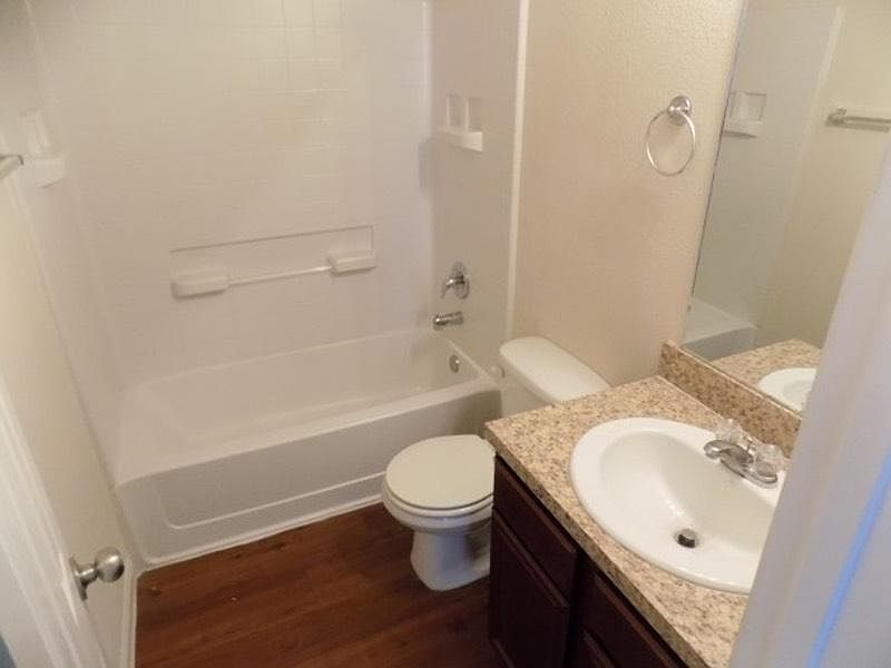 1st image of 154719 Bammel Oaks Ct